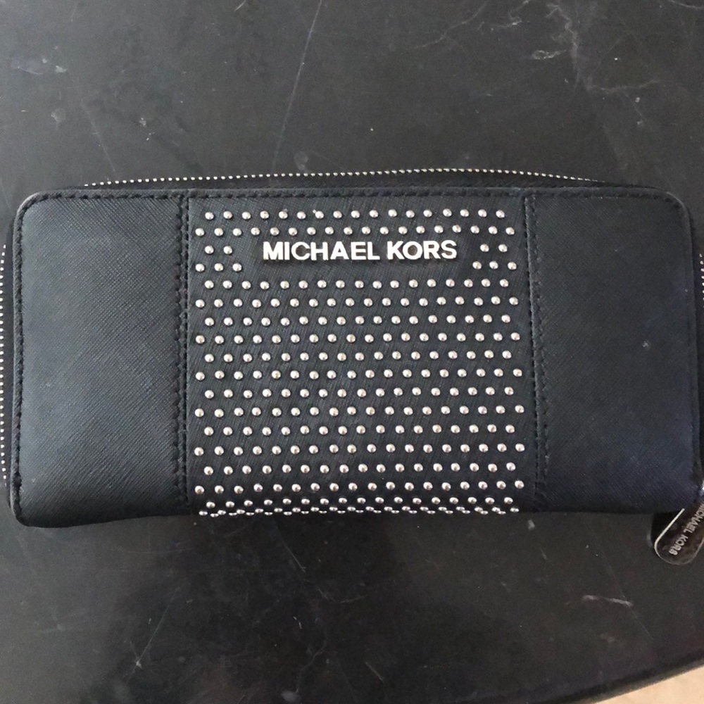 Michael Kors black leather wallet